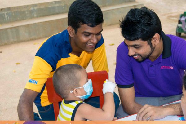 Finding the Cure Starts with Hope – Colours 1 – Hand in Hand