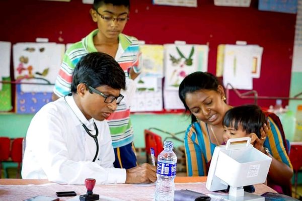 Lending a hand to soothe their souls - Healing Hands 2019